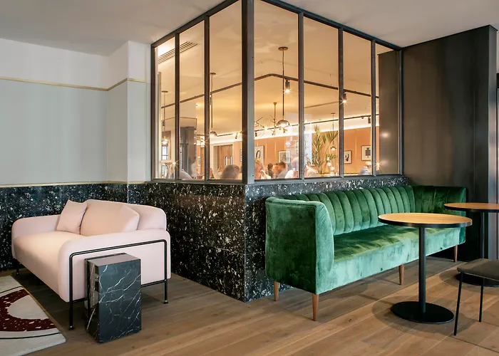 The Alex Отель 4*