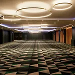 ホテル The Alex 4*