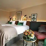ホテル The Alex 4*