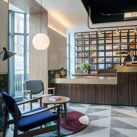 Szálloda The Alex Dublin