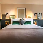 The Alex Hotel 4*