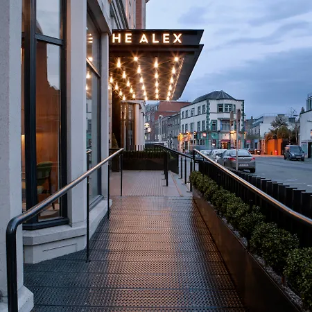 Hotel The Alex 4*